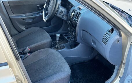 Hyundai Accent II, 2004 год, 330 000 рублей, 10 фотография