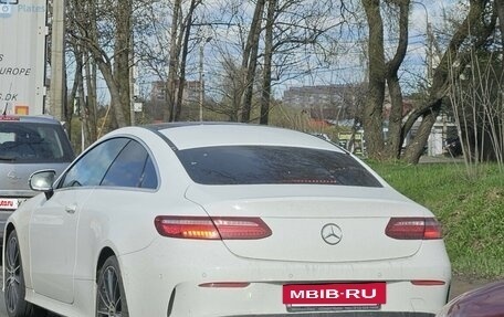 Mercedes-Benz E-Класс, 2017 год, 3 999 000 рублей, 6 фотография