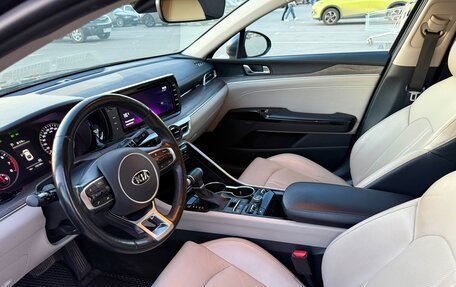 KIA K5, 2020 год, 2 300 000 рублей, 6 фотография