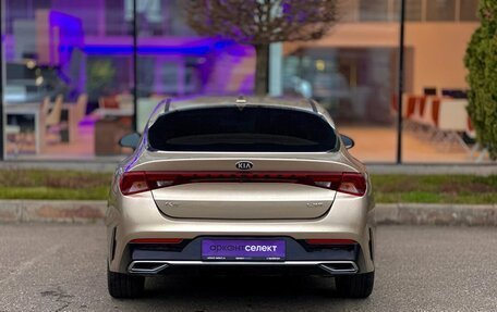 KIA K5, 2021 год, 2 350 000 рублей, 15 фотография