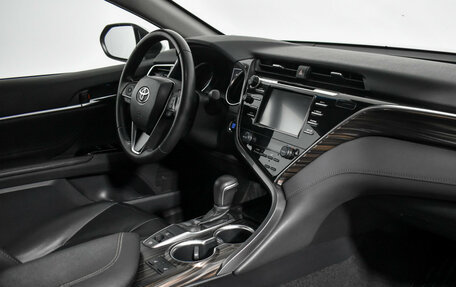 Toyota Camry, 2019 год, 2 690 000 рублей, 14 фотография