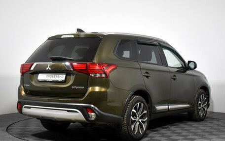 Mitsubishi Outlander III рестайлинг 3, 2019 год, 1 499 000 рублей, 5 фотография