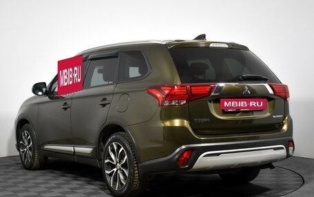 Mitsubishi Outlander III рестайлинг 3, 2019 год, 1 499 000 рублей, 7 фотография