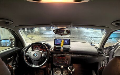 BMW 1 серия, 2006 год, 830 000 рублей, 10 фотография