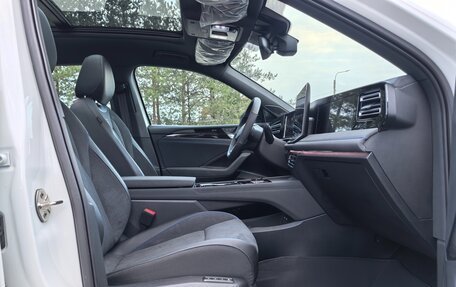 Volkswagen Tiguan, 2025 год, 4 800 000 рублей, 11 фотография