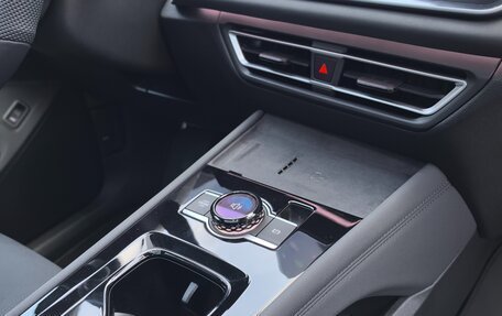 Volkswagen Tiguan, 2025 год, 4 800 000 рублей, 21 фотография