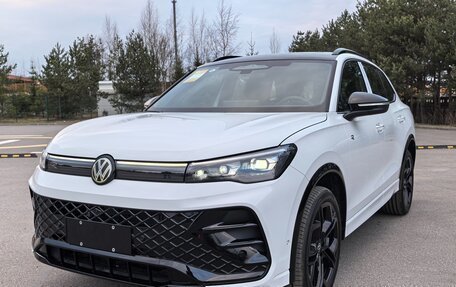 Volkswagen Tiguan, 2025 год, 4 800 000 рублей, 38 фотография