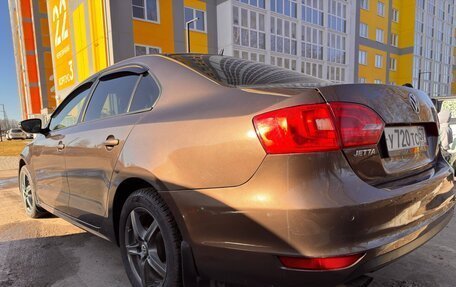 Volkswagen Jetta VI, 2011 год, 750 000 рублей, 4 фотография