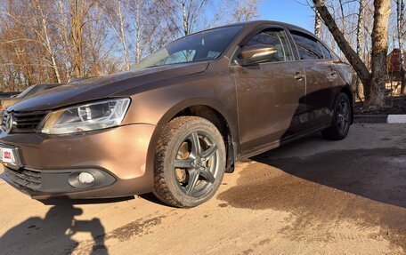 Volkswagen Jetta VI, 2011 год, 750 000 рублей, 5 фотография