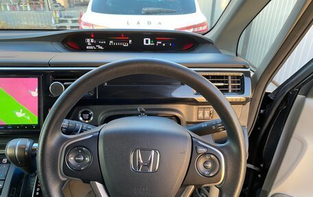 Honda Stepwgn IV, 2016 год, 1 750 000 рублей, 13 фотография