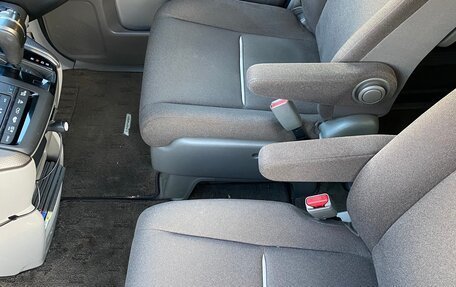 Honda Stepwgn IV, 2016 год, 1 750 000 рублей, 24 фотография