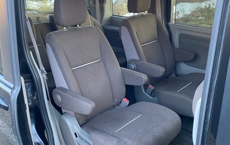 Honda Stepwgn IV, 2016 год, 1 750 000 рублей, 27 фотография