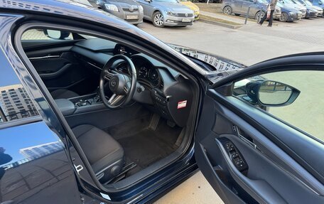 Mazda 3, 2021 год, 1 950 000 рублей, 12 фотография
