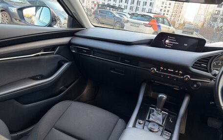 Mazda 3, 2021 год, 1 950 000 рублей, 16 фотография