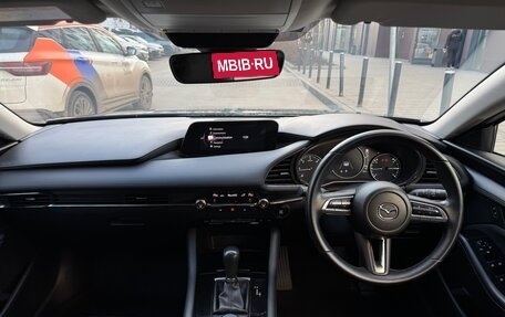 Mazda 3, 2021 год, 1 950 000 рублей, 15 фотография