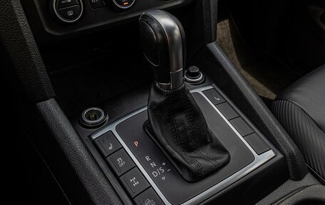 Volkswagen Amarok I рестайлинг, 2018 год, 3 195 000 рублей, 12 фотография