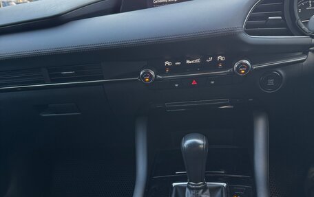 Mazda 3, 2021 год, 1 950 000 рублей, 27 фотография