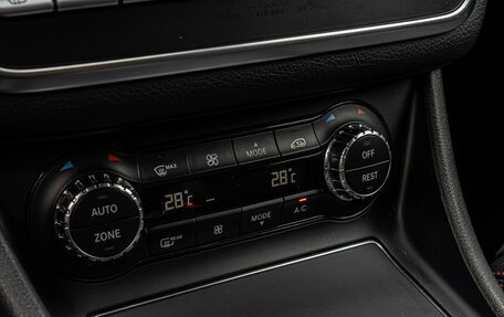 Mercedes-Benz GLA, 2018 год, 2 750 000 рублей, 13 фотография