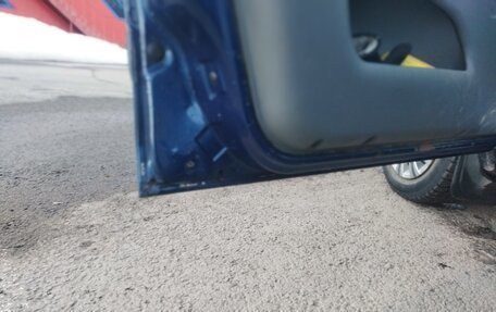 Renault Clio III, 2001 год, 205 000 рублей, 9 фотография