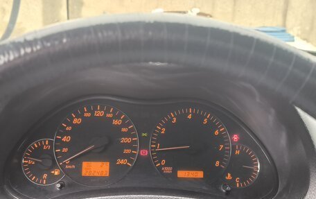 Toyota Avensis III рестайлинг, 2004 год, 650 000 рублей, 9 фотография