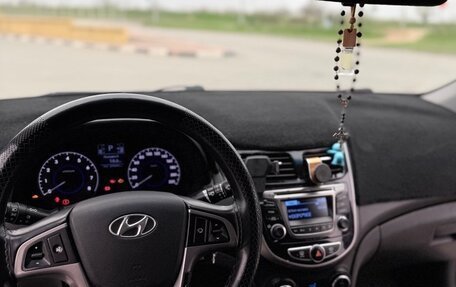 Hyundai Solaris II рестайлинг, 2014 год, 670 000 рублей, 12 фотография