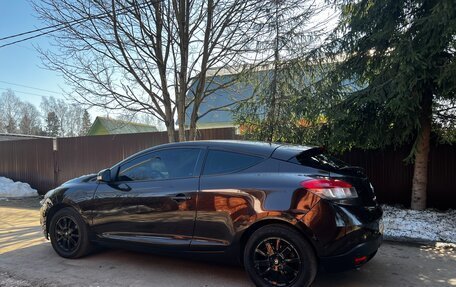 Renault Megane III, 2013 год, 850 000 рублей, 2 фотография