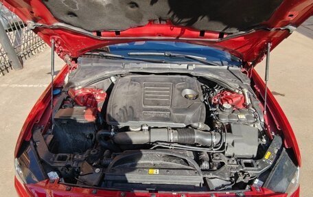 Jaguar XE I рестайлинг, 2018 год, 2 150 000 рублей, 8 фотография