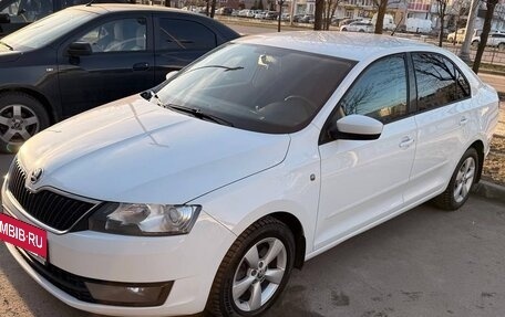 Skoda Rapid I, 2014 год, 950 000 рублей, 2 фотография
