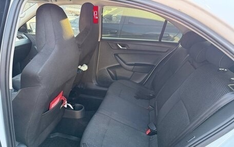 Skoda Rapid I, 2014 год, 950 000 рублей, 10 фотография