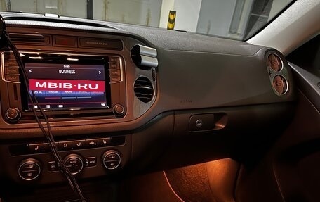 Volkswagen Tiguan I, 2016 год, 1 890 000 рублей, 10 фотография