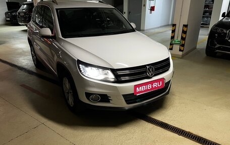 Volkswagen Tiguan I, 2016 год, 1 890 000 рублей, 15 фотография