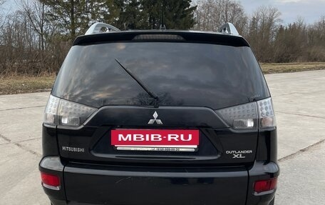 Mitsubishi Outlander III рестайлинг 3, 2010 год, 990 000 рублей, 6 фотография
