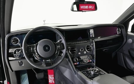 Rolls-Royce Cullinan, 2024 год, 43 200 000 рублей, 18 фотография