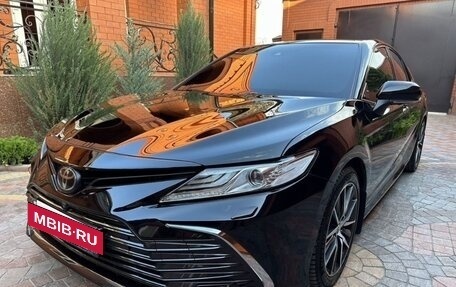 Toyota Camry, 2020 год, 3 100 000 рублей, 2 фотография