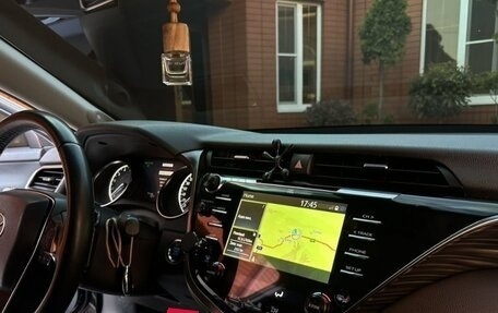 Toyota Camry, 2020 год, 3 100 000 рублей, 21 фотография