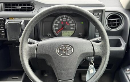 Toyota Probox I, 2023 год, 1 069 000 рублей, 13 фотография