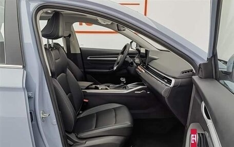 Geely Emgrand, 2025 год, 1 540 000 рублей, 16 фотография