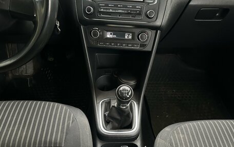 Volkswagen Polo VI (EU Market), 2013 год, 860 000 рублей, 11 фотография