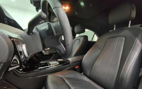 Mercedes-Benz A-Класс, 2022 год, 2 000 000 рублей, 7 фотография