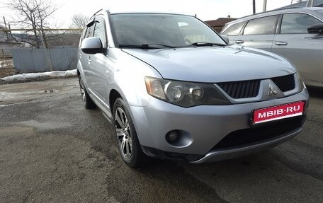 Mitsubishi Outlander III рестайлинг 3, 2008 год, 975 000 рублей, 1 фотография