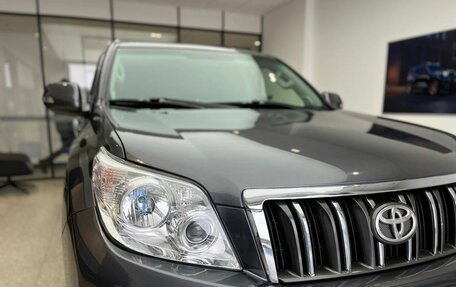 Toyota Land Cruiser Prado 150 рестайлинг 2, 2011 год, 2 440 000 рублей, 7 фотография