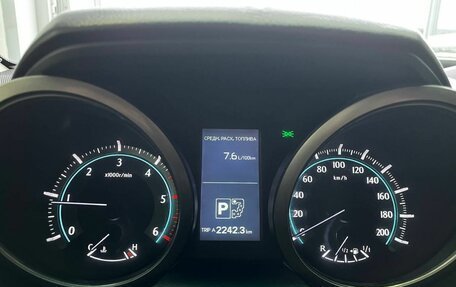 Toyota Land Cruiser Prado 150 рестайлинг 2, 2011 год, 2 440 000 рублей, 12 фотография