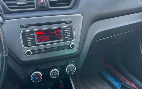 KIA Rio III рестайлинг, 2017 год, 960 000 рублей, 3 фотография