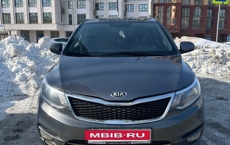 KIA Rio III рестайлинг, 2017 год, 960 000 рублей, 2 фотография