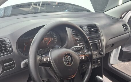 Volkswagen Polo VI (EU Market), 2018 год, 1 200 000 рублей, 21 фотография