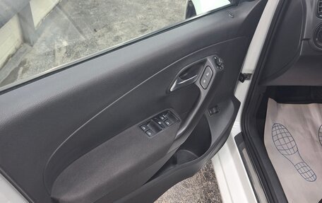 Volkswagen Polo VI (EU Market), 2018 год, 1 200 000 рублей, 20 фотография