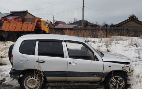 Chevrolet Niva I рестайлинг, 2004 год, 220 000 рублей, 4 фотография