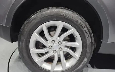 Land Rover Discovery Sport I рестайлинг, 2019 год, 1 847 000 рублей, 20 фотография