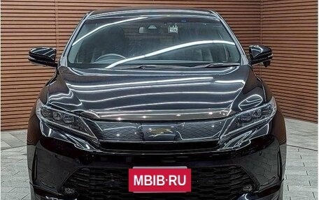 Toyota Harrier, 2020 год, 2 100 000 рублей, 3 фотография