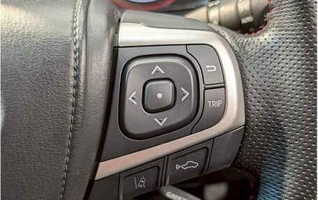 Toyota Harrier, 2020 год, 2 100 000 рублей, 17 фотография